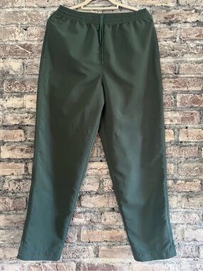 Izod Golf Olive Green Drawstring Pants with Zippers at bottom excellent cond.
